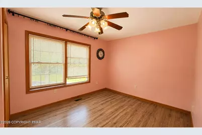 135 Mountain Top Circle, Bushkill, PA 18324 - Photo 23