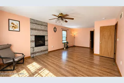  135 Mountain Top Circle, Bushkill, PA 18324 - Photo 17
