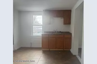  16 - 18 E Main Street, Pen Argyl, PA 18072 - Photo 7