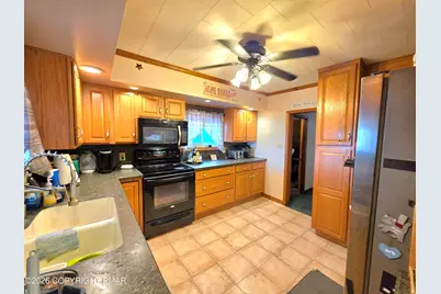  31 E Ludlow Street, Summit Hill, PA 18250 - Photo 17