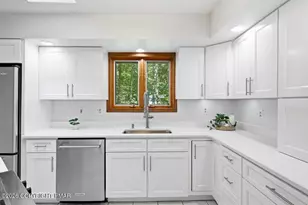 123 Meadow Rd, Pocono Lake, PA 18347 - Photo 19