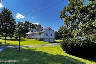 203 Center Rd, Stroudsburg, PA 18360 - Photo 87