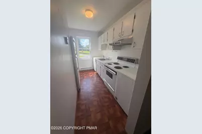  404 Woodcliffe Avenue #1-103, Stroudsburg, PA 18360 - Photo 3