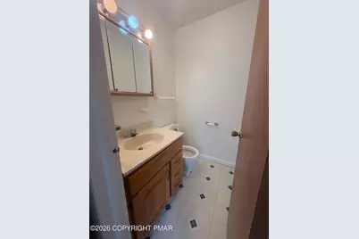 404 Woodcliffe Avenue #1-103, Stroudsburg, PA 18360 - Photo 5