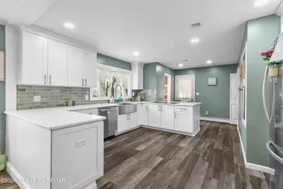  1042 Neffs Laurys Road, Laurys Station, PA 18059 - Photo 13