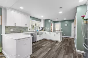 1042 Neffs Laurys Rd, Laurys Station, PA 18059 - Photo 13
