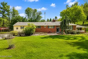 1042 Neffs Laurys Rd, Laurys Station, PA 18059 - Photo 27