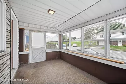  357 N 3rd Street, Lehighton, PA 18235 - Photo 3