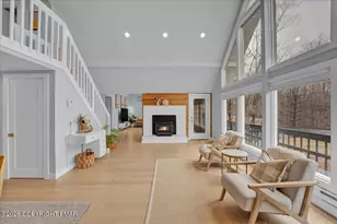 113 Mountain View Dr, Pocono Lake, PA 18347 - Photo 17