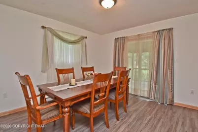  614 Washington Place, Tobyhanna, PA 18466 - Photo 17
