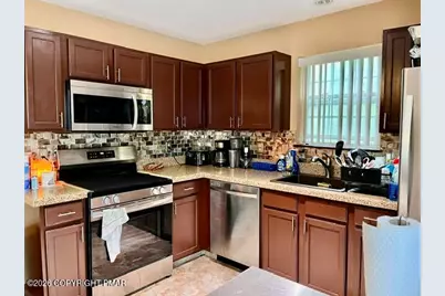  216 Center Drive, Blakeslee, PA 18610 - Photo 7