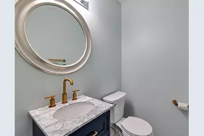  212 Hawthorne Village Court, East Stroudsburg, PA 18302 - Photo 9