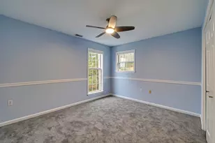212 Hawthorne Village Ct, East Stroudsburg, PA 18302 - Photo 15