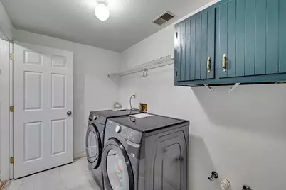 212 Hawthorne Village Court, East Stroudsburg, PA 18302 - Photo 17