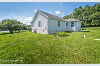 235 Country Acres Drive, Kunkletown, PA 18058 - Photo 19