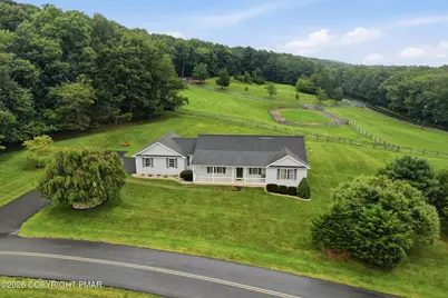  235 Country Acres Drive, Kunkletown, PA 18058 - Photo 9