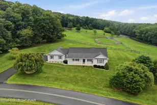 235 Country Acres Dr, Kunkletown, PA 18058 - Photo 9