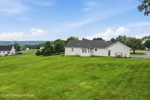 235 Country Acres Dr, Kunkletown, PA 18058 - Photo 23