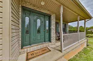 42 Louis Cir, Drums, PA 18222 - Photo 3