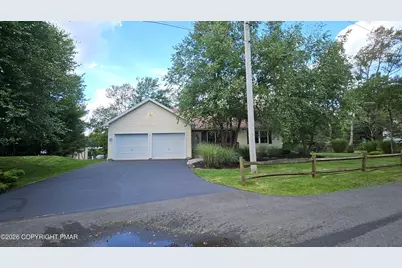  1255 Hawthorn Terrace, Pocono Summit, PA 18346 - Photo 3