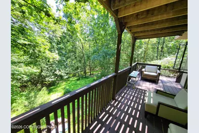  548 Clubhouse Drive, East Stroudsburg, PA 18302 - Photo 15