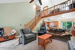1090 Coolbaugh Rd, East Stroudsburg, PA 18302 - Photo 11