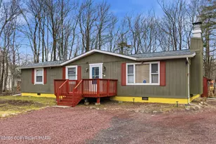 1847 Shadyside Dr, Tobyhanna, PA 18466 - Photo 1