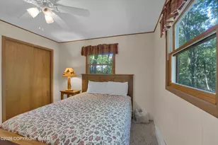 24 Wood St, Lake Harmony, PA 18624 - Photo 25