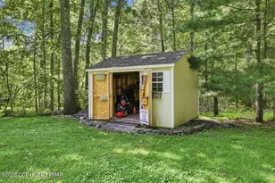 3192 Berry Ln, Cresco, PA 18326 - Photo 29