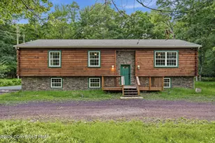255 Hillary Dr, Freeland, PA 18224 - Photo 1