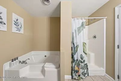  255 Hillary Drive, Freeland, PA 18224 - Photo 13