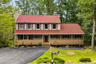533 Maxatawny Dr, Pocono Lake, PA 18347 - Photo 1