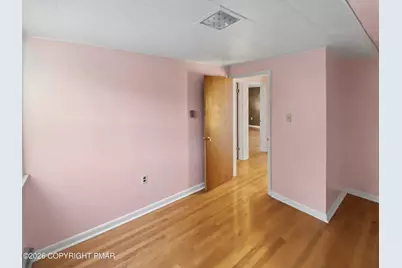  1424 Twin Pine Road, Stroudsburg, PA 18360 - Photo 23