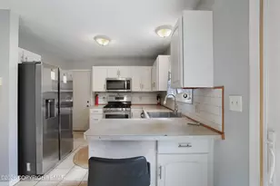 7 Flagstone Ln, East Stroudsburg, PA 18302 - Photo 11