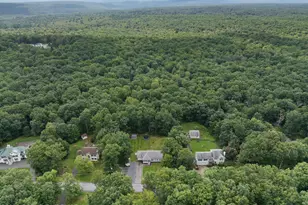 7 Flagstone Ln, East Stroudsburg, PA 18302 - Photo 37
