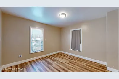  913 Sarah Street, Stroudsburg, PA 18360 - Photo 13