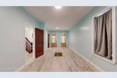  913 Sarah Street, Stroudsburg, PA 18360 - Photo 11