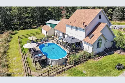  151 Colleen Drive, Blakeslee, PA 18610 - Photo 3