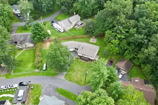126 Lilac Dr, East Stroudsburg, PA 18301 - Photo 47