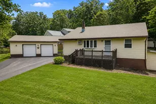 126 Lilac Dr, East Stroudsburg, PA 18301 - Photo 1