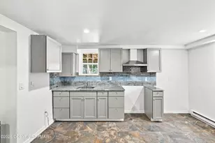 1035 Mt Tom Rd, East Stroudsburg, PA 18301 - Photo 33