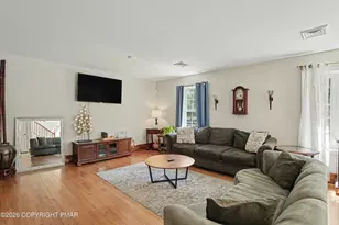 220 Nadine Blvd, Pocono Summit, PA 18346 - Photo 5