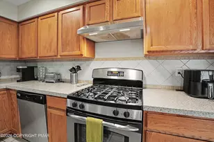 220 Nadine Blvd, Pocono Summit, PA 18346 - Photo 33