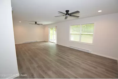  19 Sleepy Hollow Lane, East Stroudsburg, PA 18302 - Photo 11