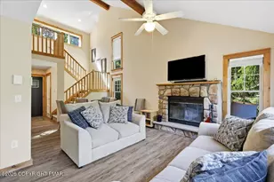 347 Hemlock Ln, Tannersville, PA 18372 - Photo 9