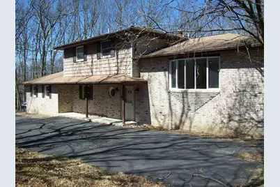  110 Pear Tree Ct Court, Bushkill, PA 18324 - Photo 3