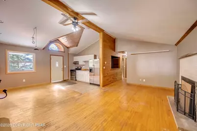  5262 Holiday Drive, Pocono Summit, PA 18346 - Photo 5
