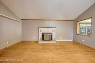 5262 Holiday Dr, Pocono Summit, PA 18346 - Photo 7