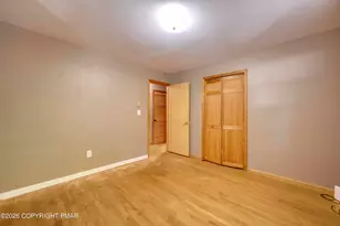 5262 Holiday Dr, Pocono Summit, PA 18346 - Photo 13