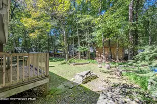 5262 Holiday Dr, Pocono Summit, PA 18346 - Photo 25